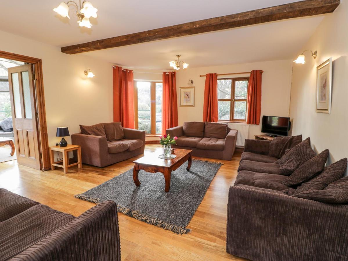 Ddol Helyg Farmhouse Llanrug Екстериор снимка