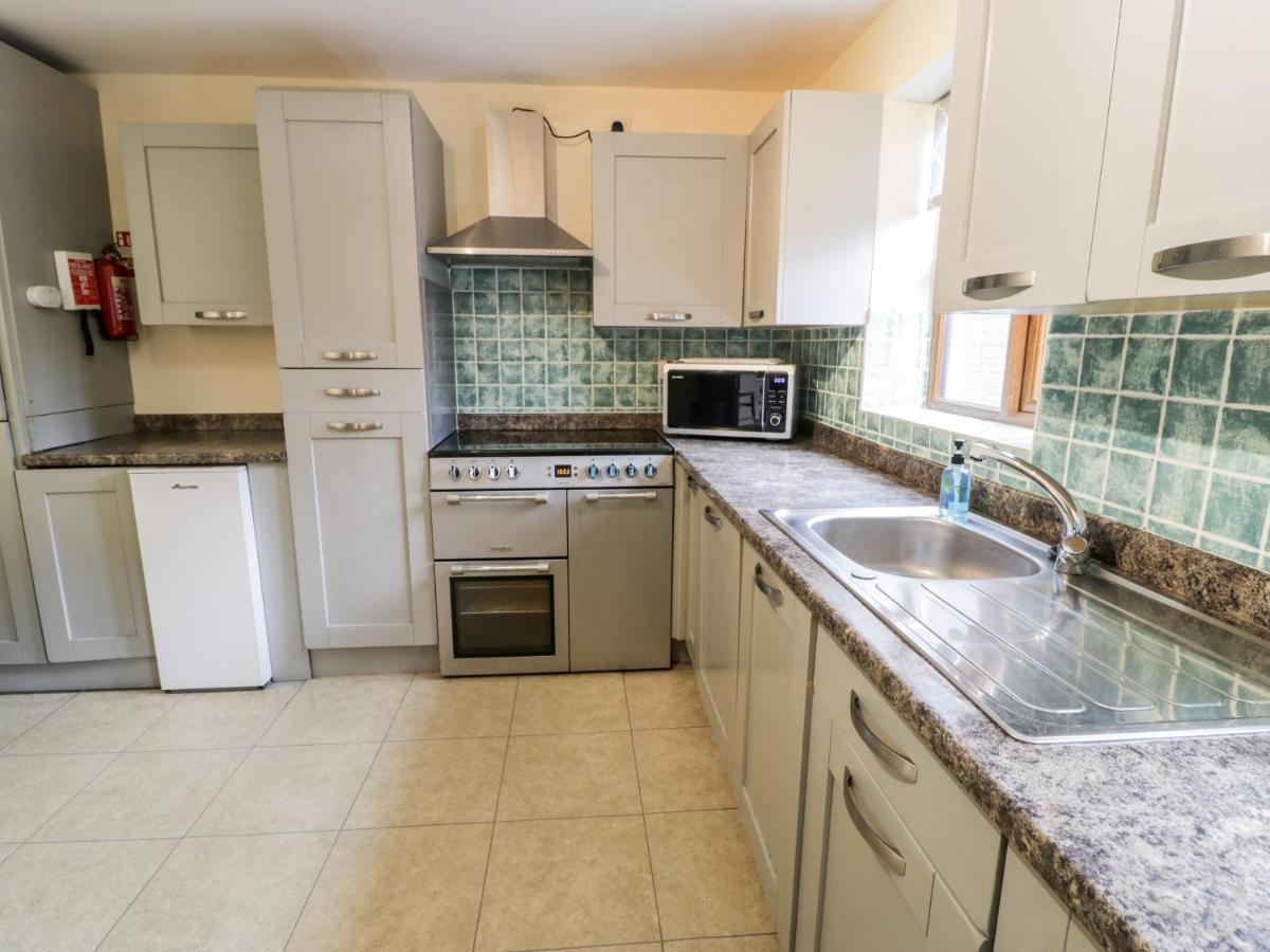 Ddol Helyg Farmhouse Llanrug Екстериор снимка